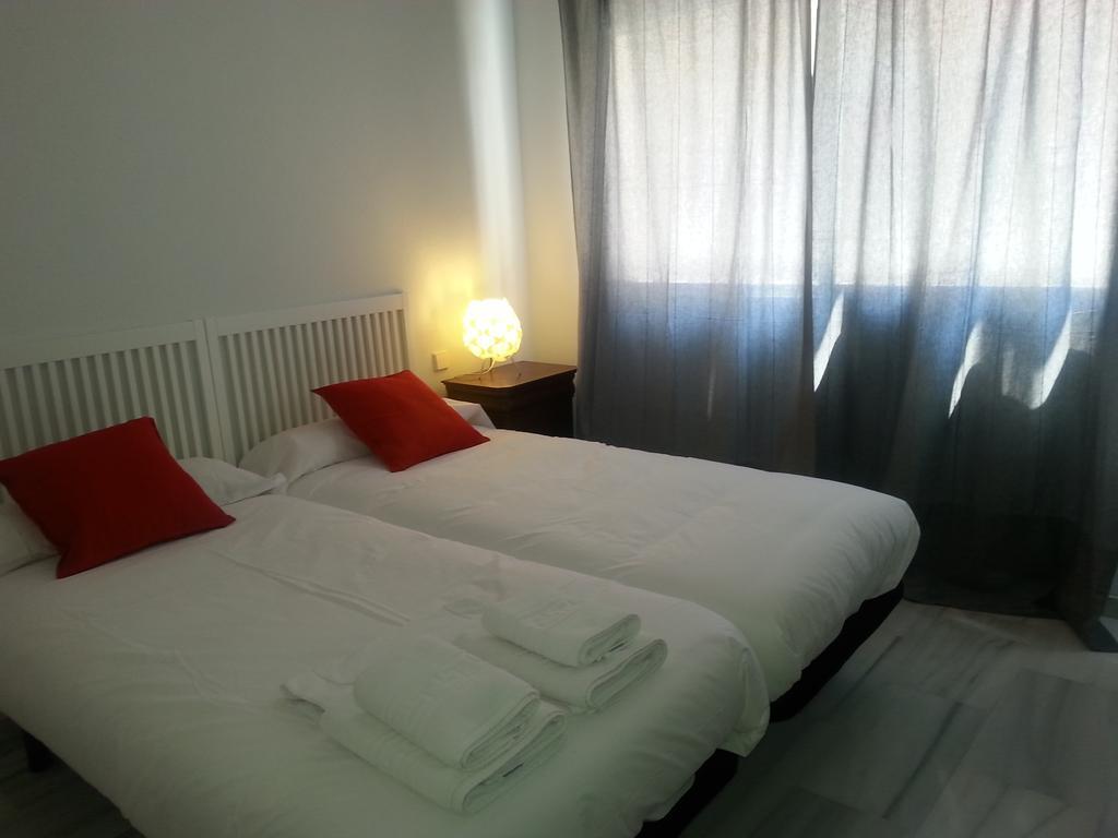 Apartamento Buhaira Sevilla Exteriör bild