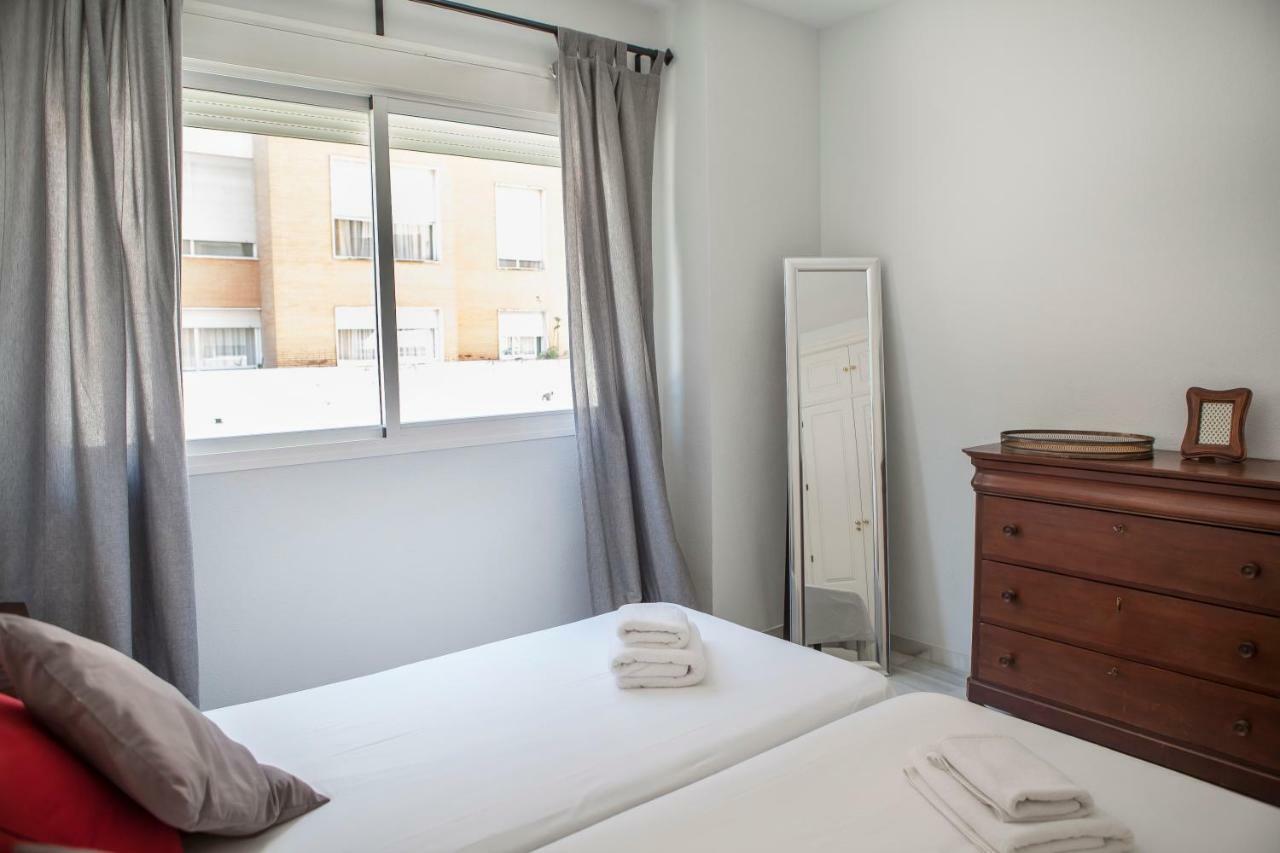 Apartamento Buhaira Sevilla Exteriör bild