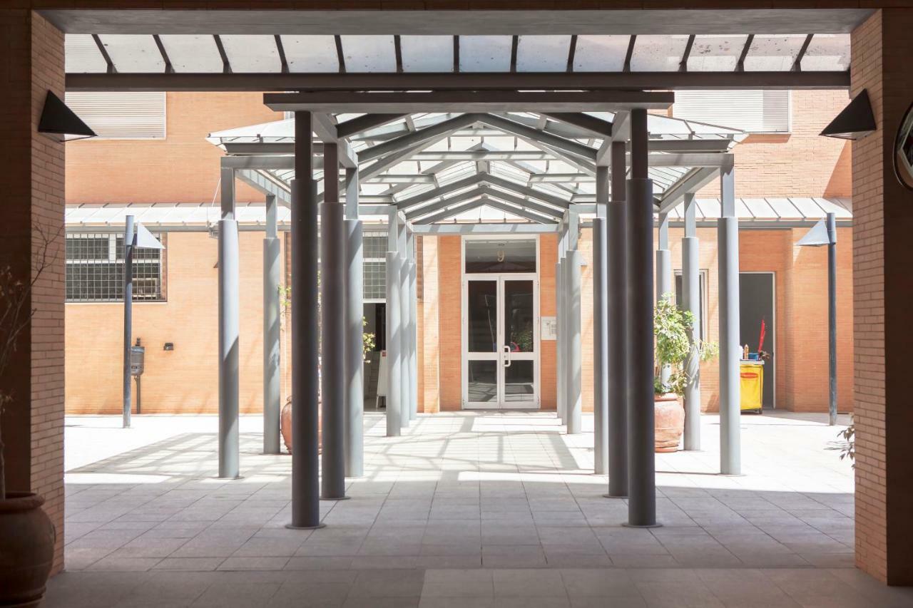 Apartamento Buhaira Sevilla Exteriör bild