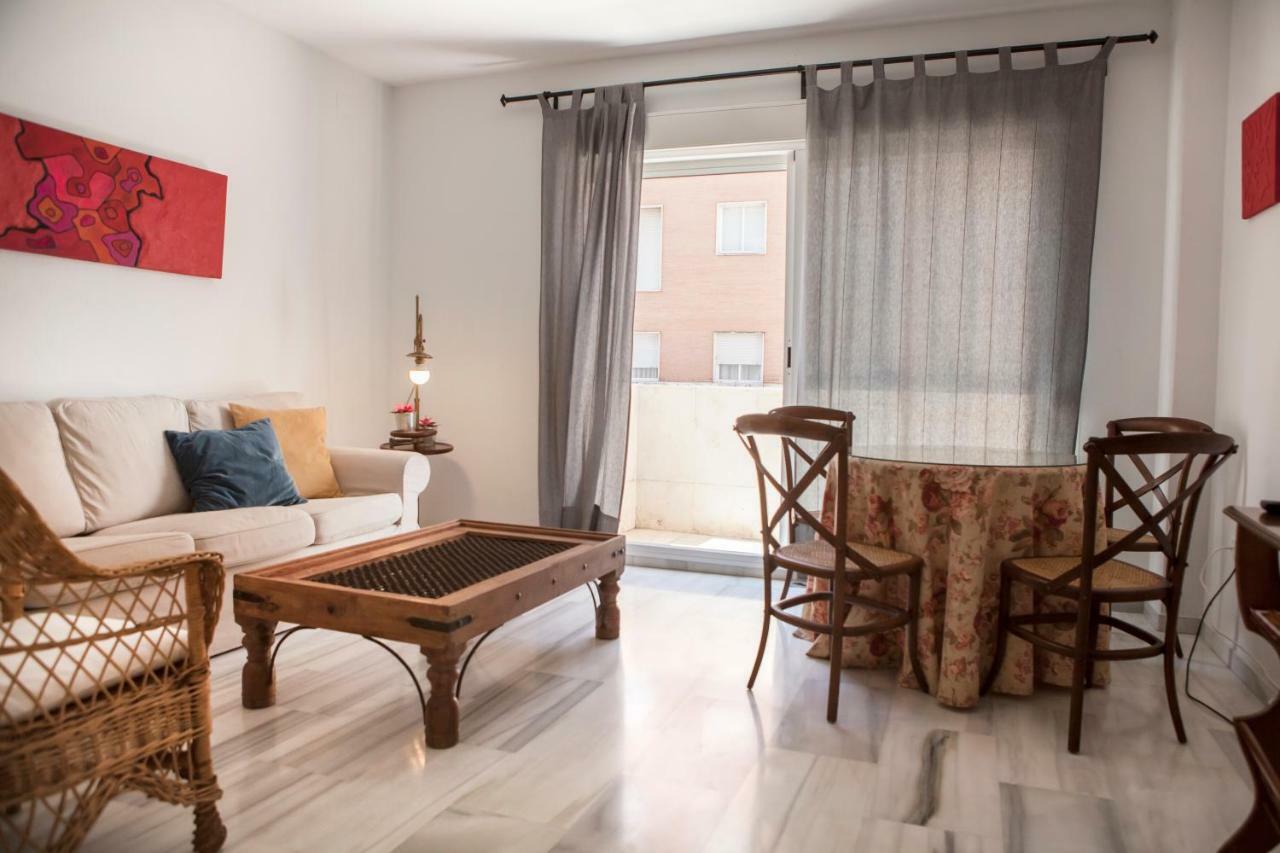 Apartamento Buhaira Sevilla Exteriör bild